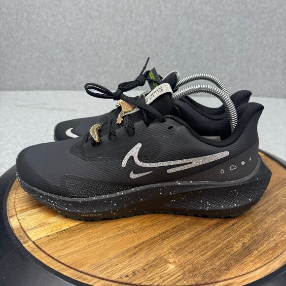 Nike Air Zoom Pegasus Shield Women's 10 'Bling' Black Sneakers FB1862-001 - Picture 3 of 7